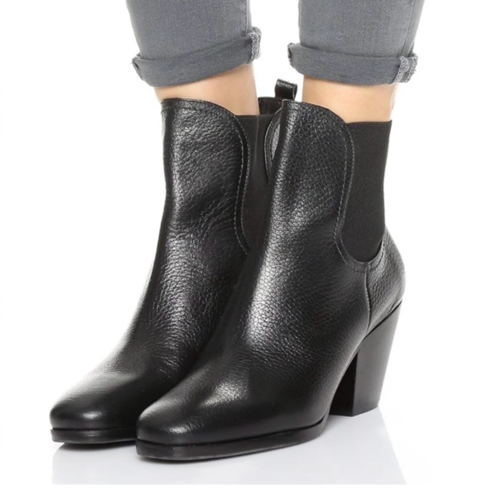 Rachel Comey Pebbled Nassau Leather Chelsea Boots | Sherpa Lined Boots | NWOT